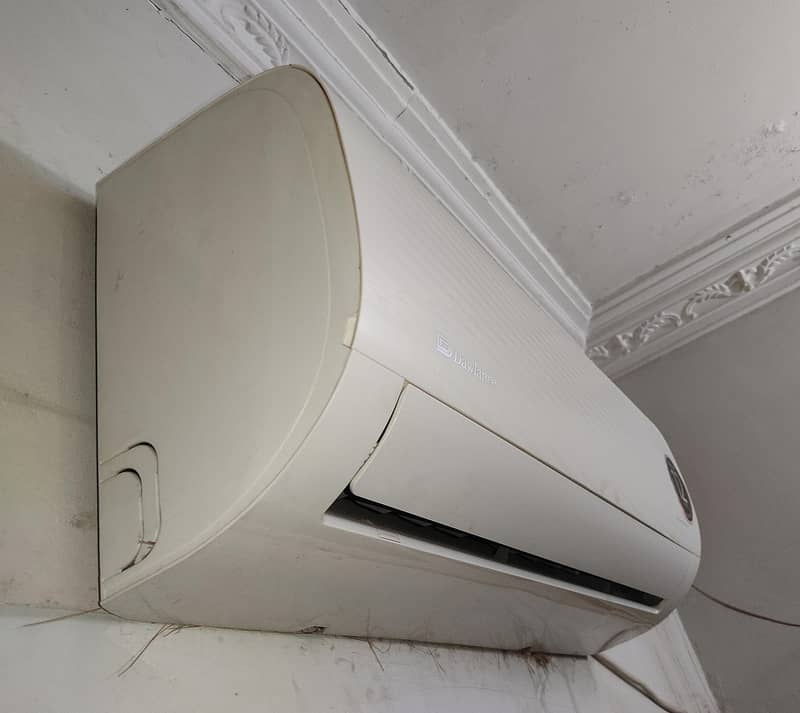 Dawlance Inverter Split AC 0