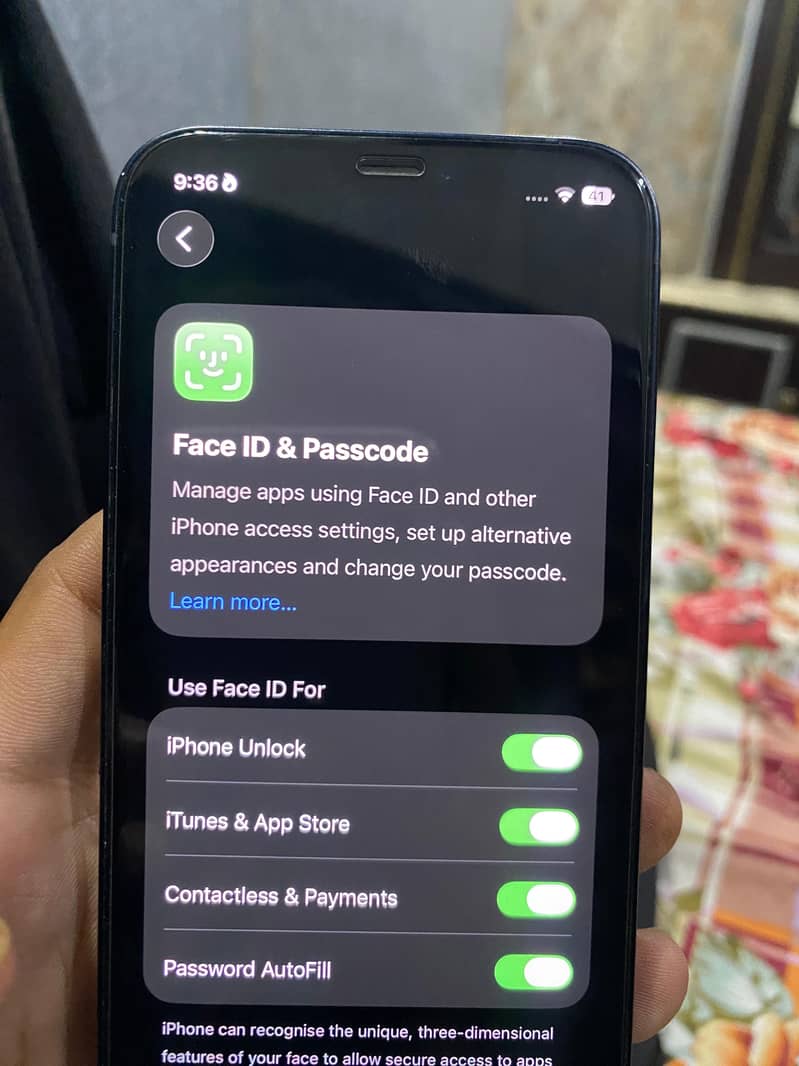 iPhone 12 9