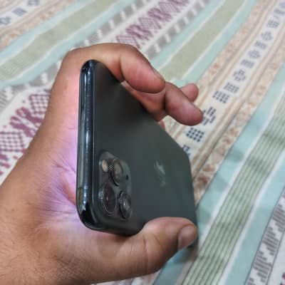 iphone 11 pro Max both sim pta shade in LCD 78% B. H