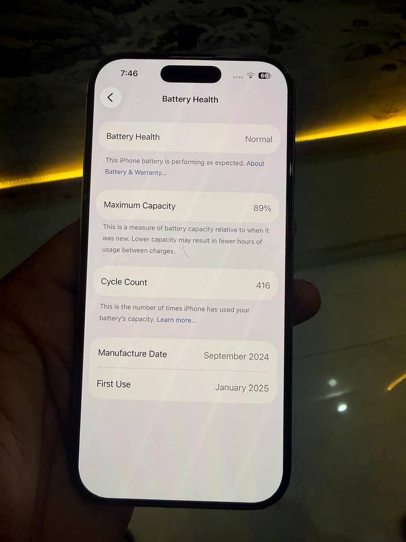 iPhone 16 pro 8