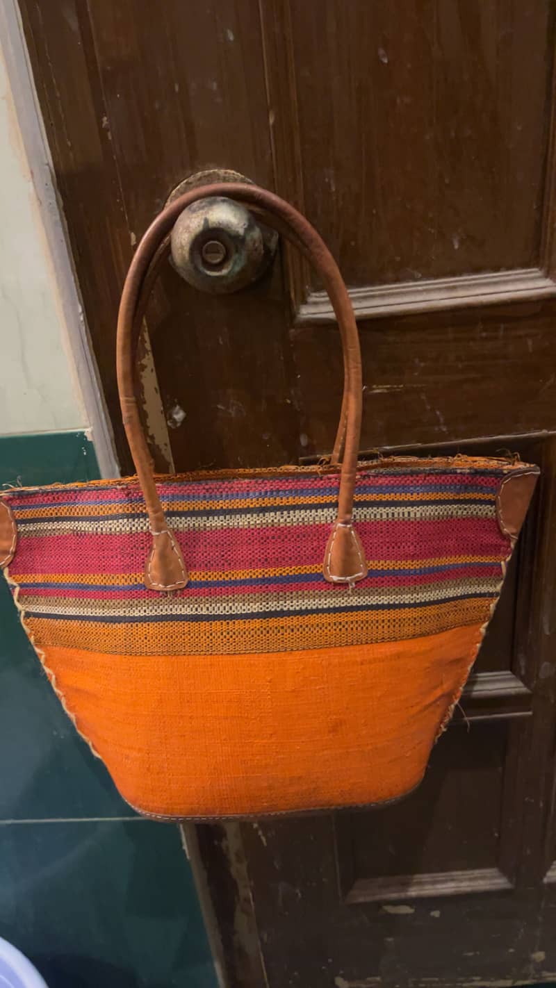 Handbag 0
