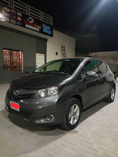 TOYOTA VITZ 2011,15