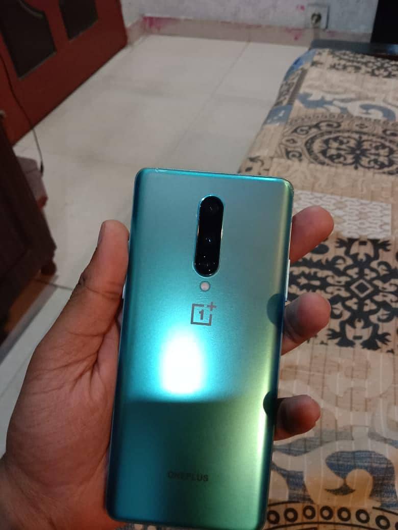 ONE PLUS 8 1