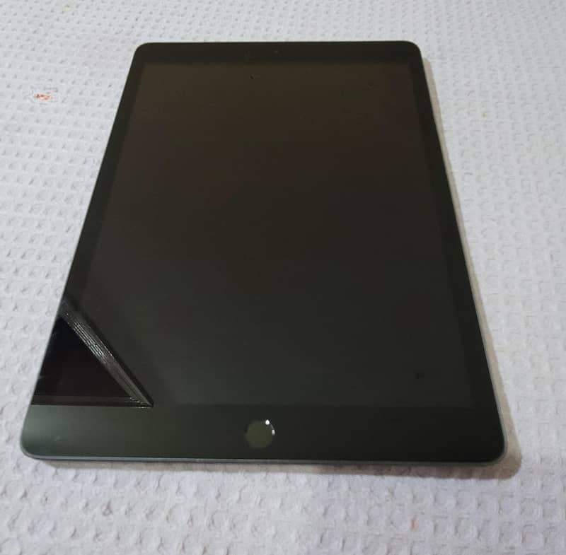 I pad 7th generation 0