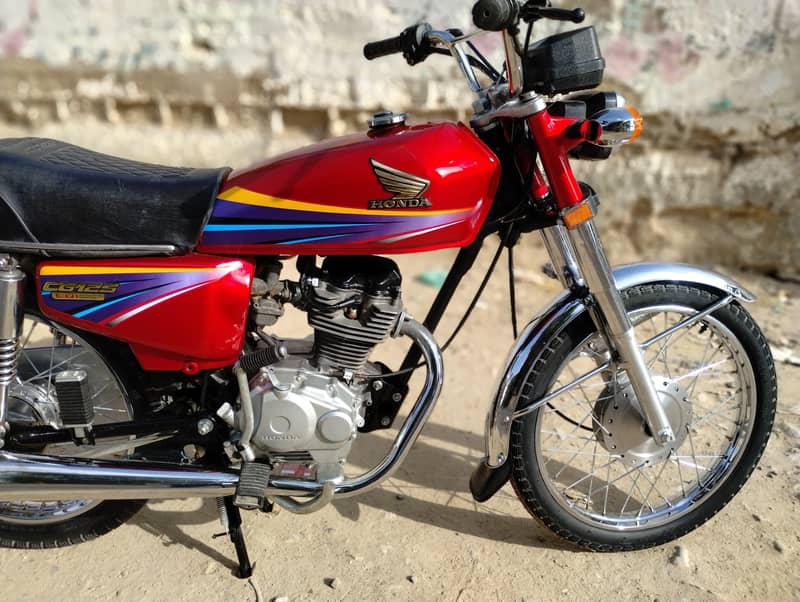 2011 model Karachi. 6