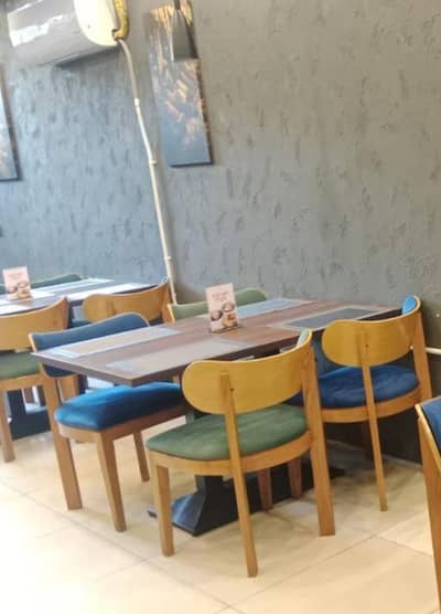 Restaurant For Sale in Gulberg