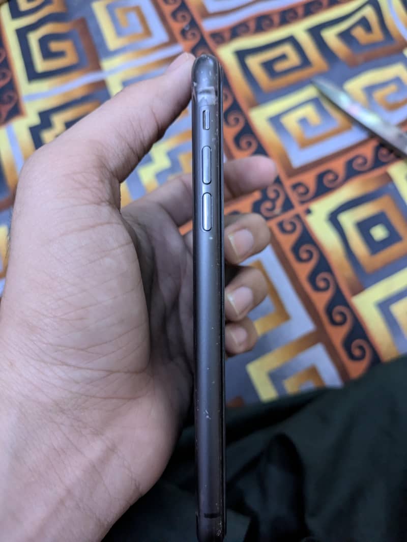 Apple Iphone 11 2