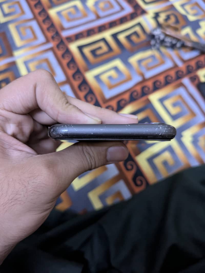 Apple Iphone 11 5