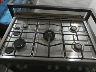 Dubai Imported Cooking range in fresh condition