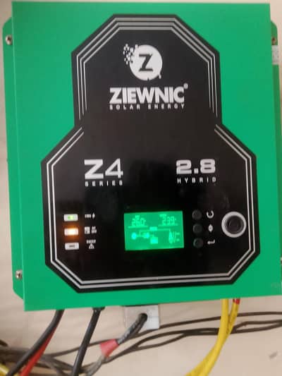 Z4 2.8 hybrid inverter 1500 watt