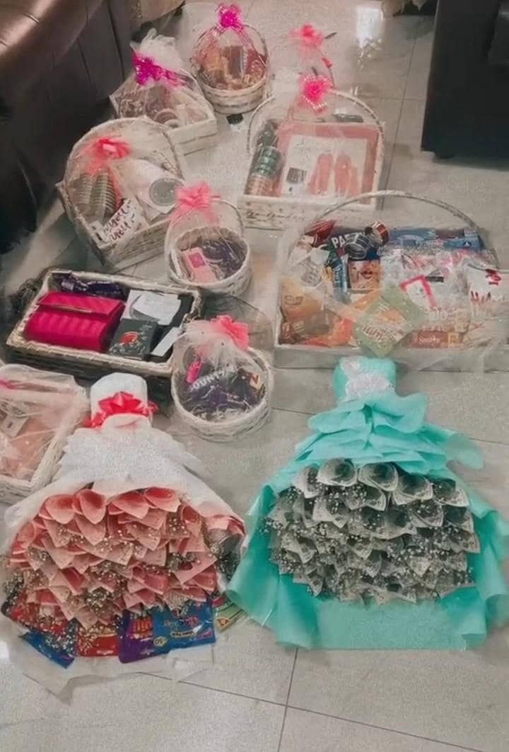 customize gifts 0