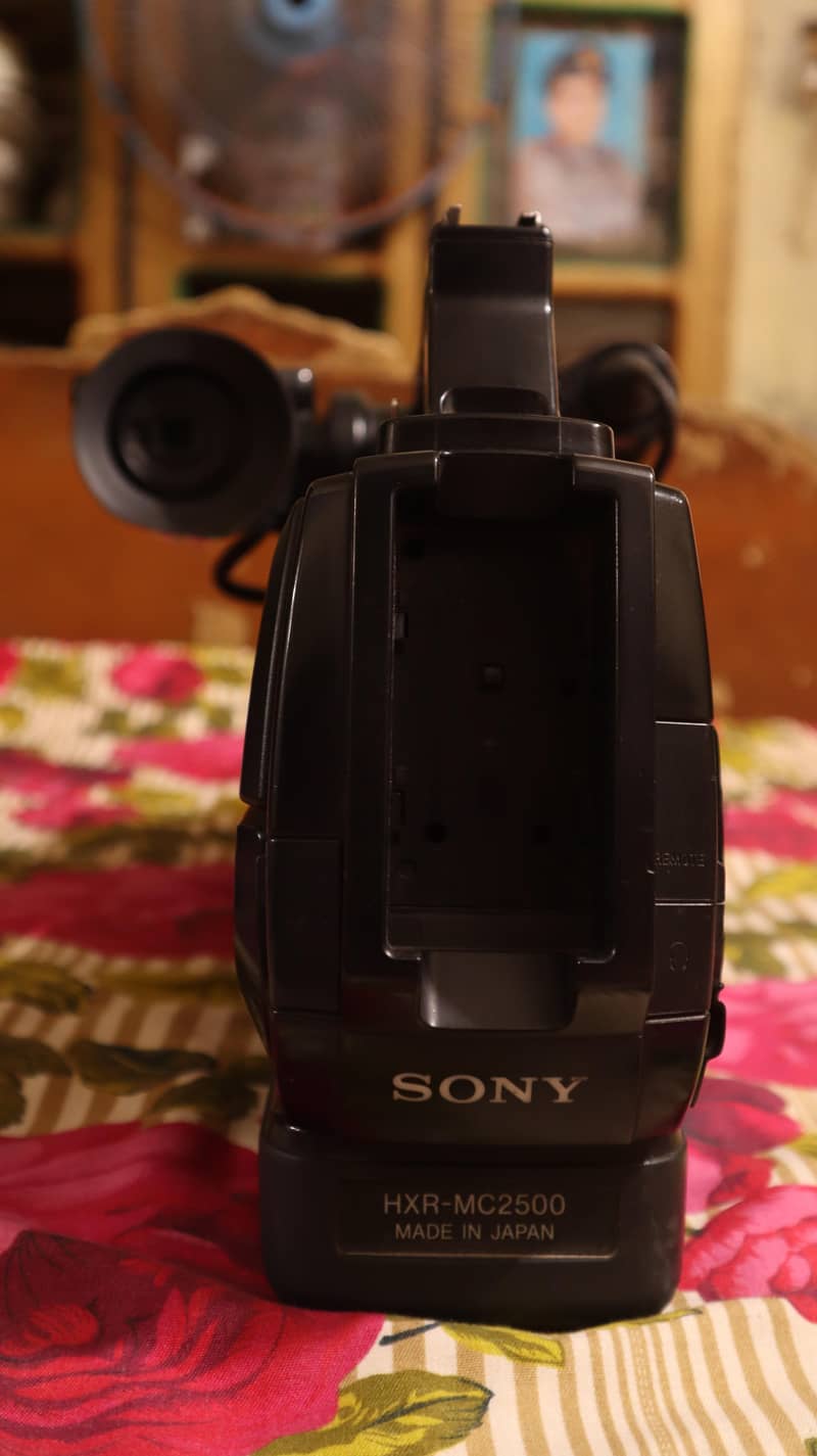 Sony HD 2500 2