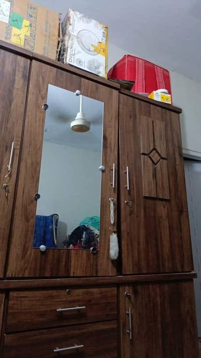 3 door cupboard