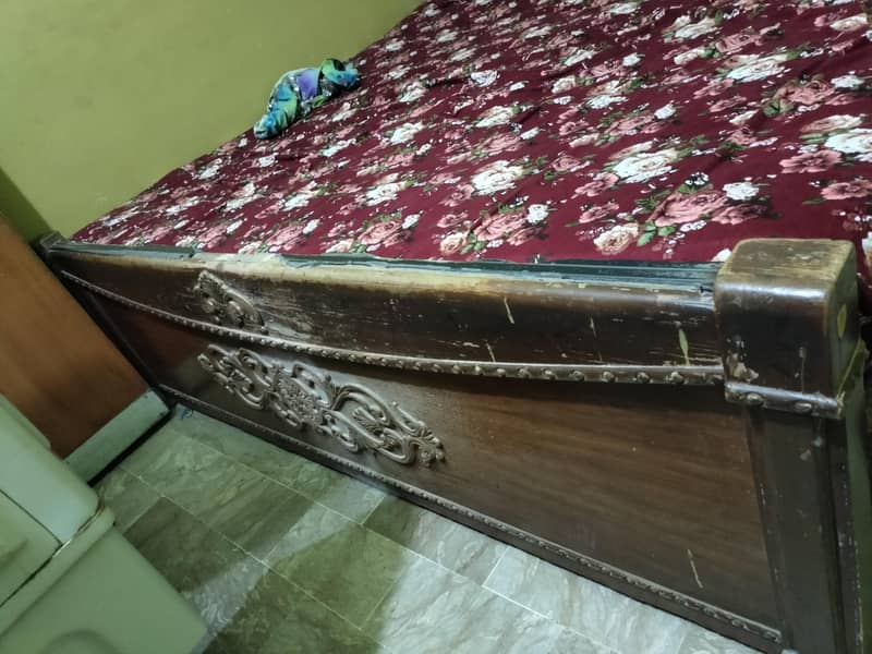 bad . side table or dressing 1