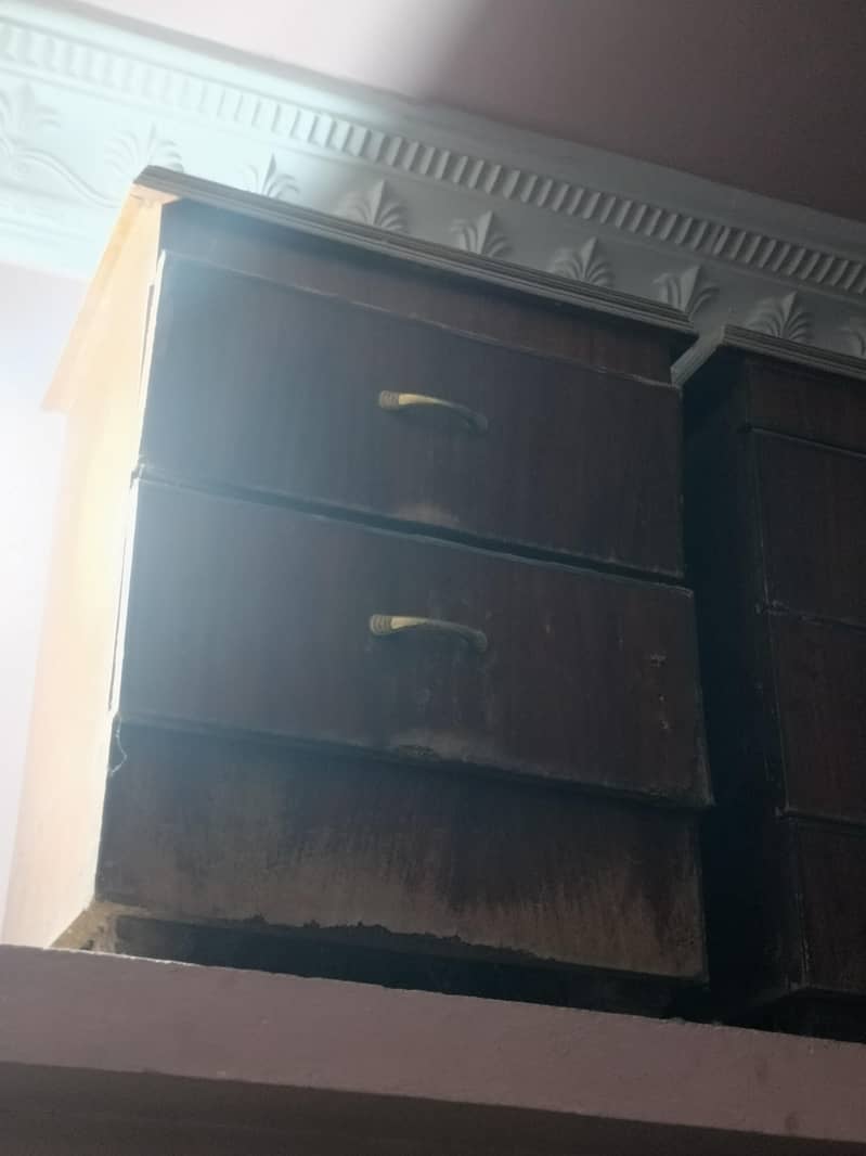 bad . side table or dressing 3