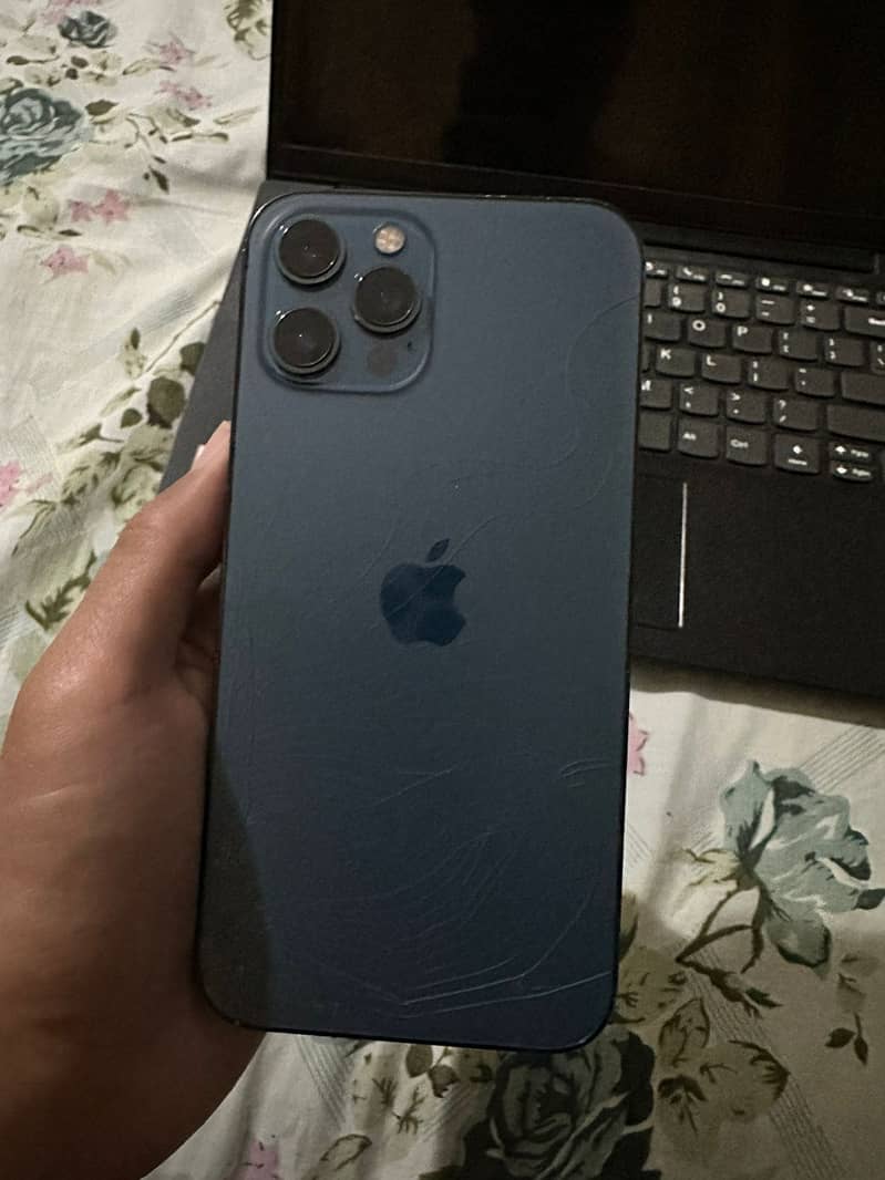iPhone 12 Pro Max 0