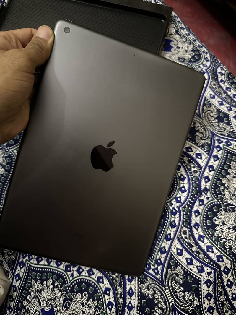 iPad 9th generation 4