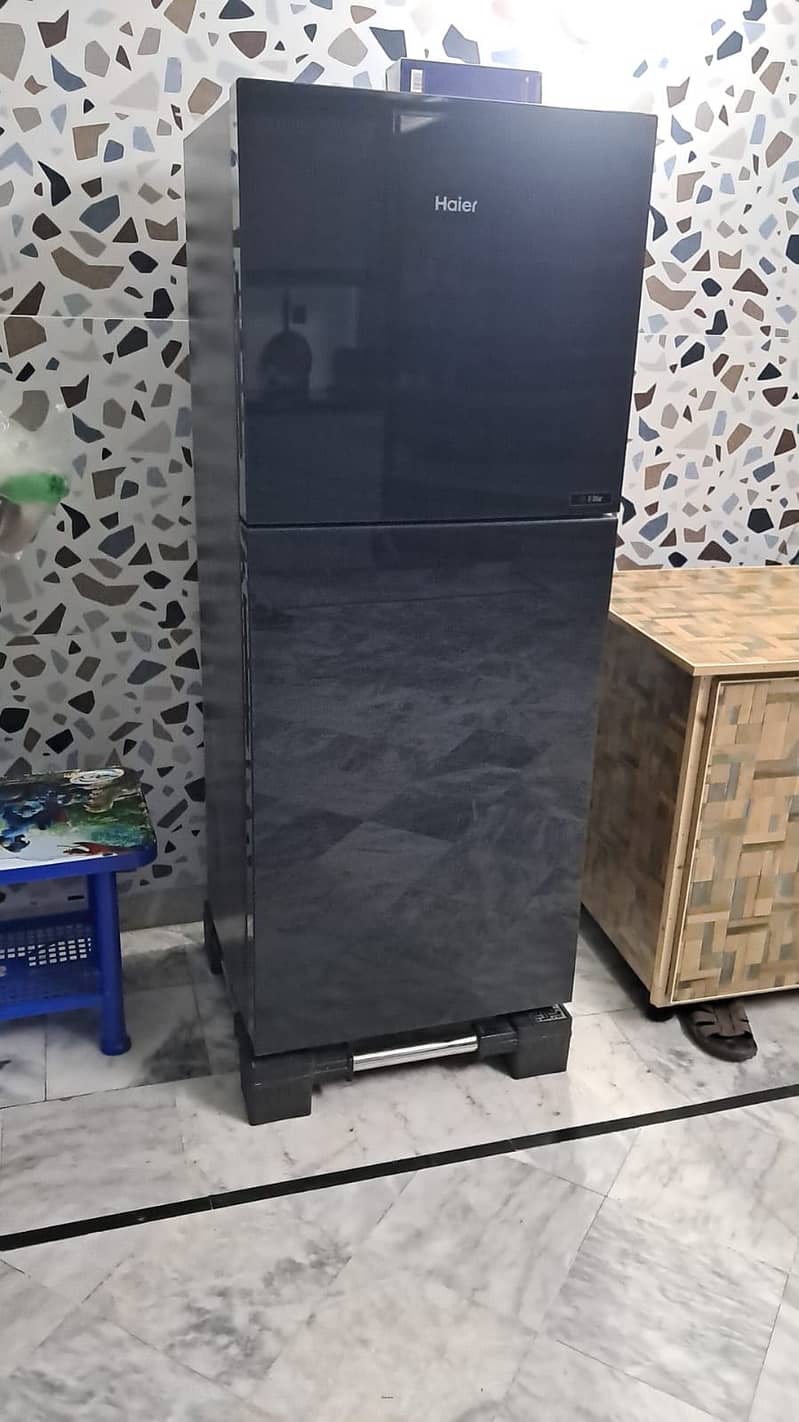 Refrigerator 0