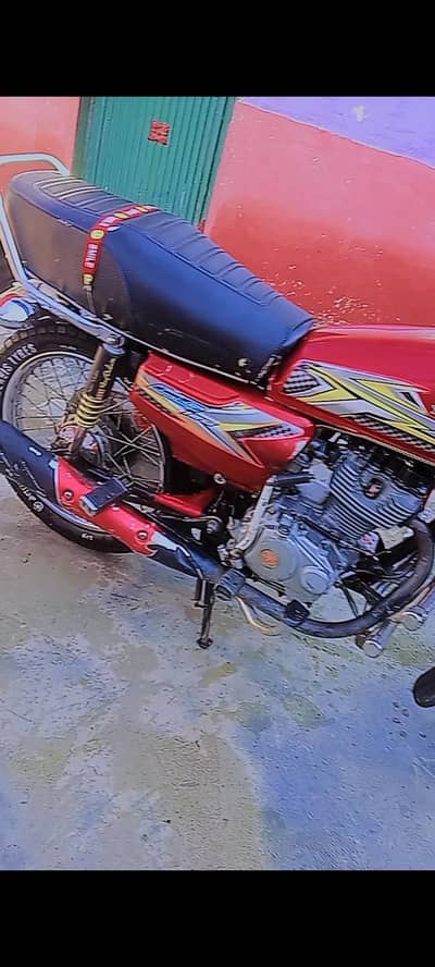 Honda CG 125 2013 Model For Sale - Good Condition