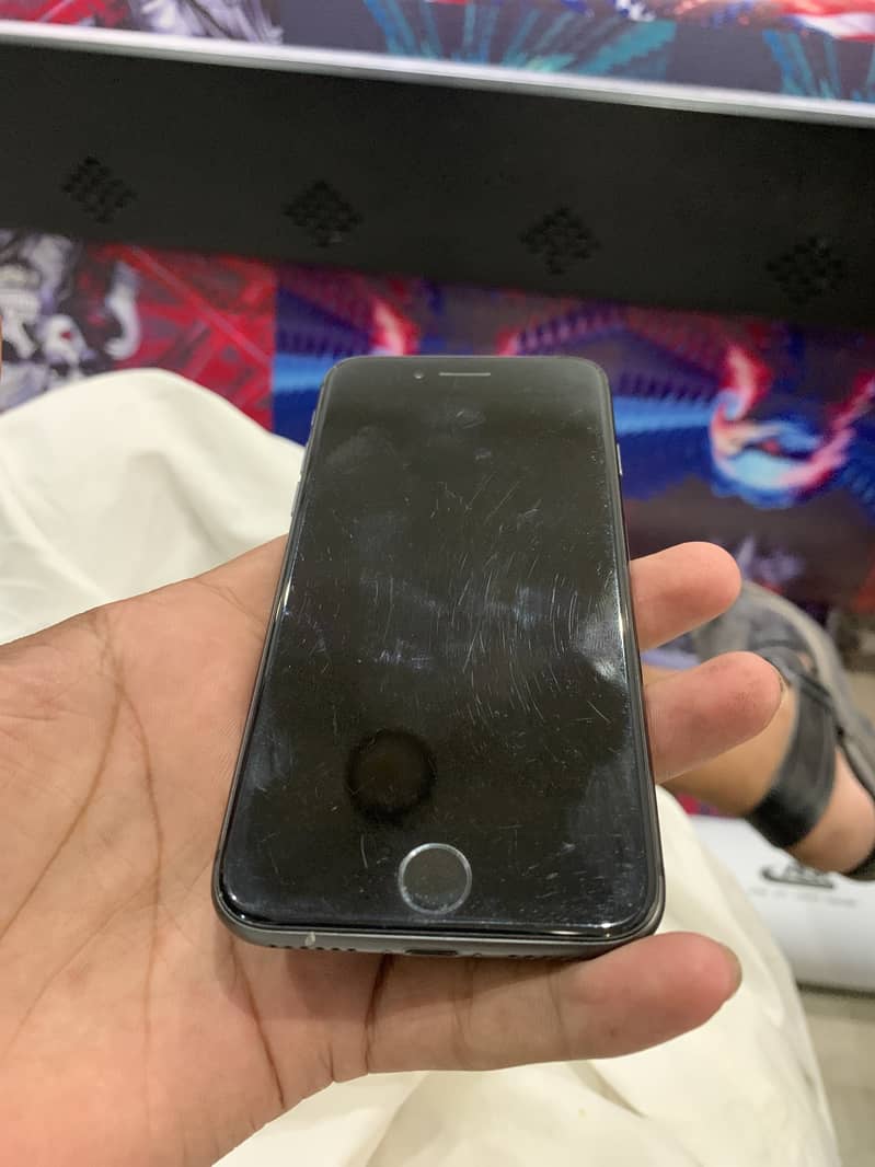 iPhone 8 5