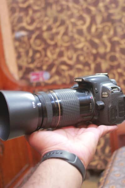 Canon 700D with 75-300mm Zoom Lens | DSLR Camera