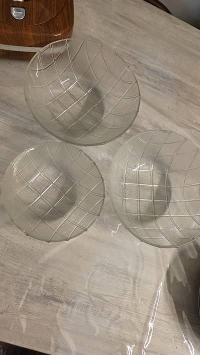 serving bowls