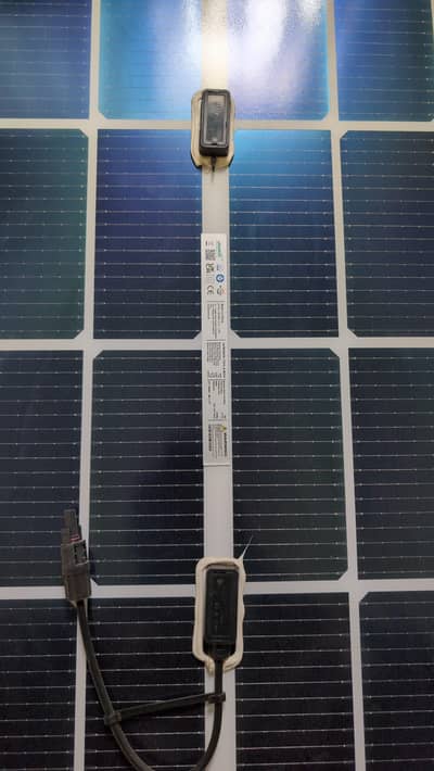 585 W Jinko Solar Panels