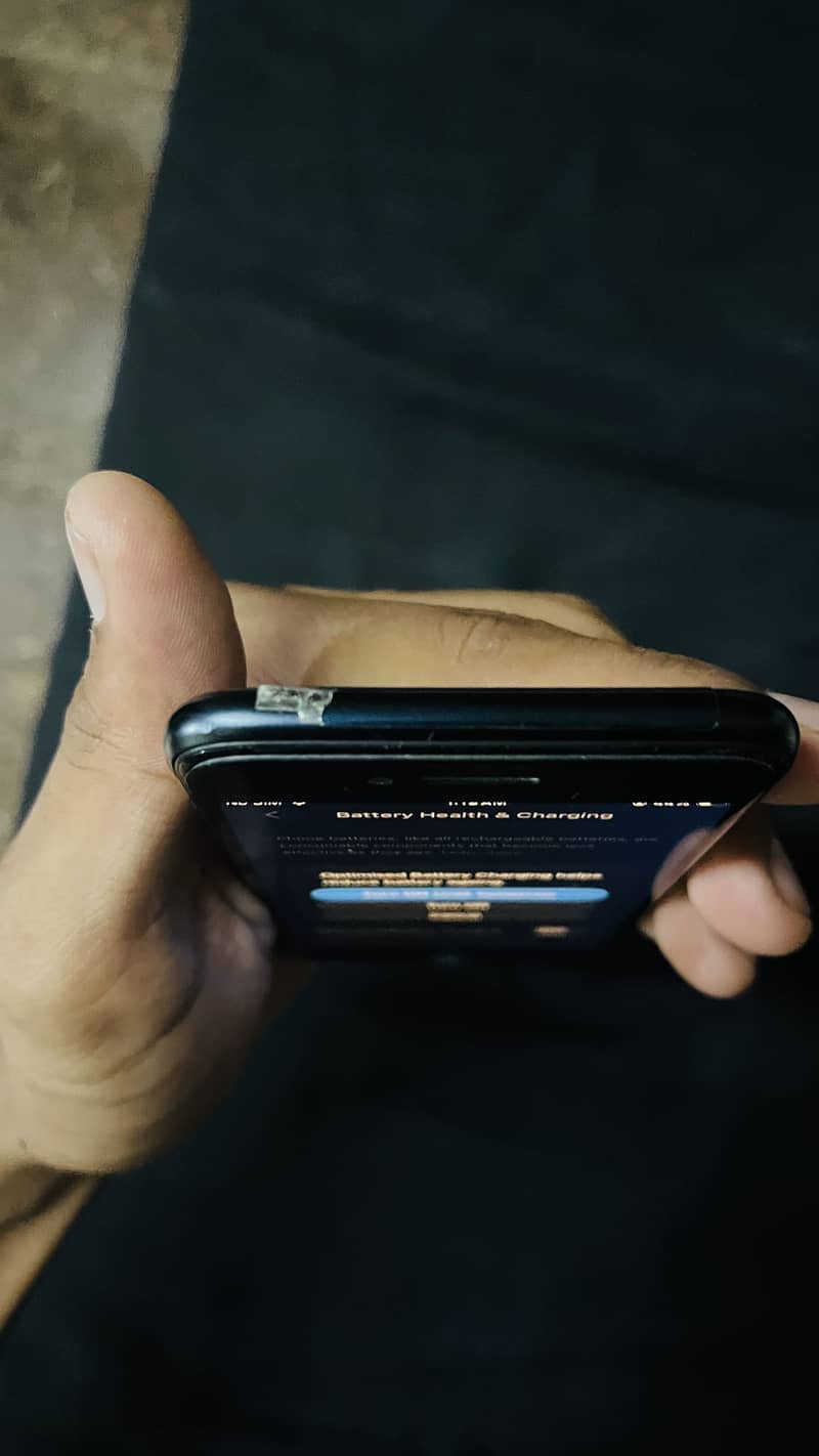 iPhone SE 3rd generation 4