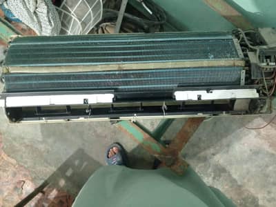 1.5 Ton Dawlance Non Inverter AC