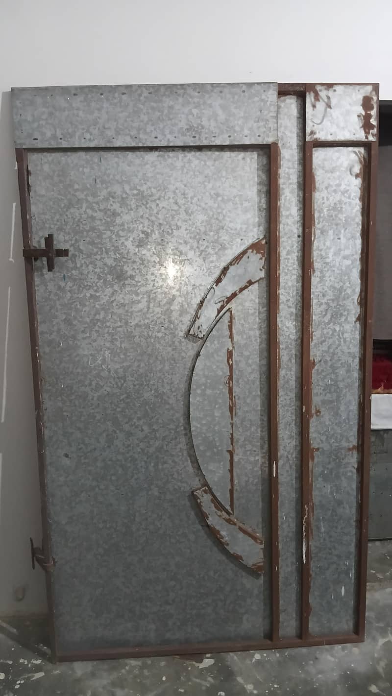 Main Door 0