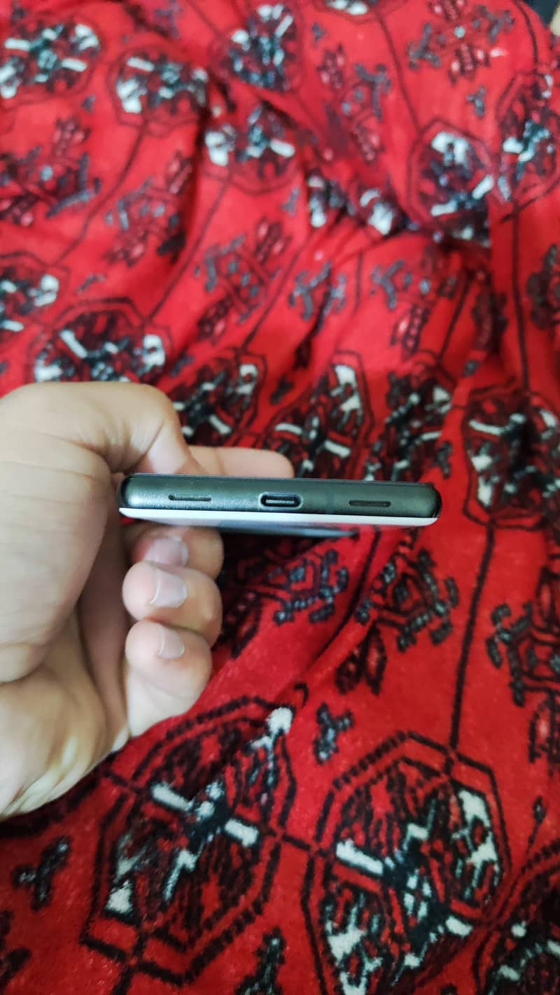 Google pixel 6a 3