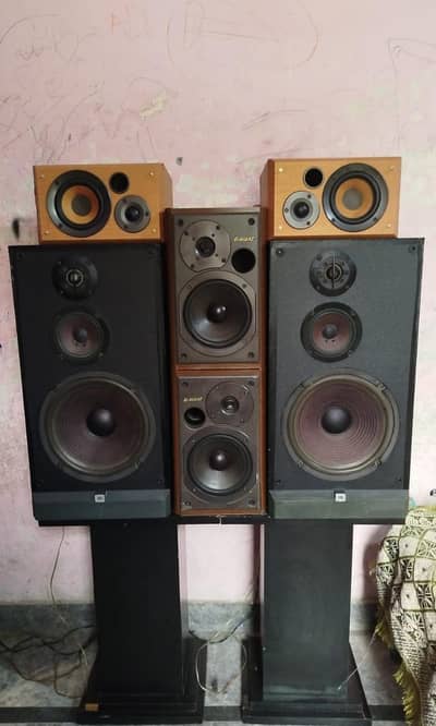 JBl. . . . . Onkyo. . . . . denon. . . . . 03026643347
