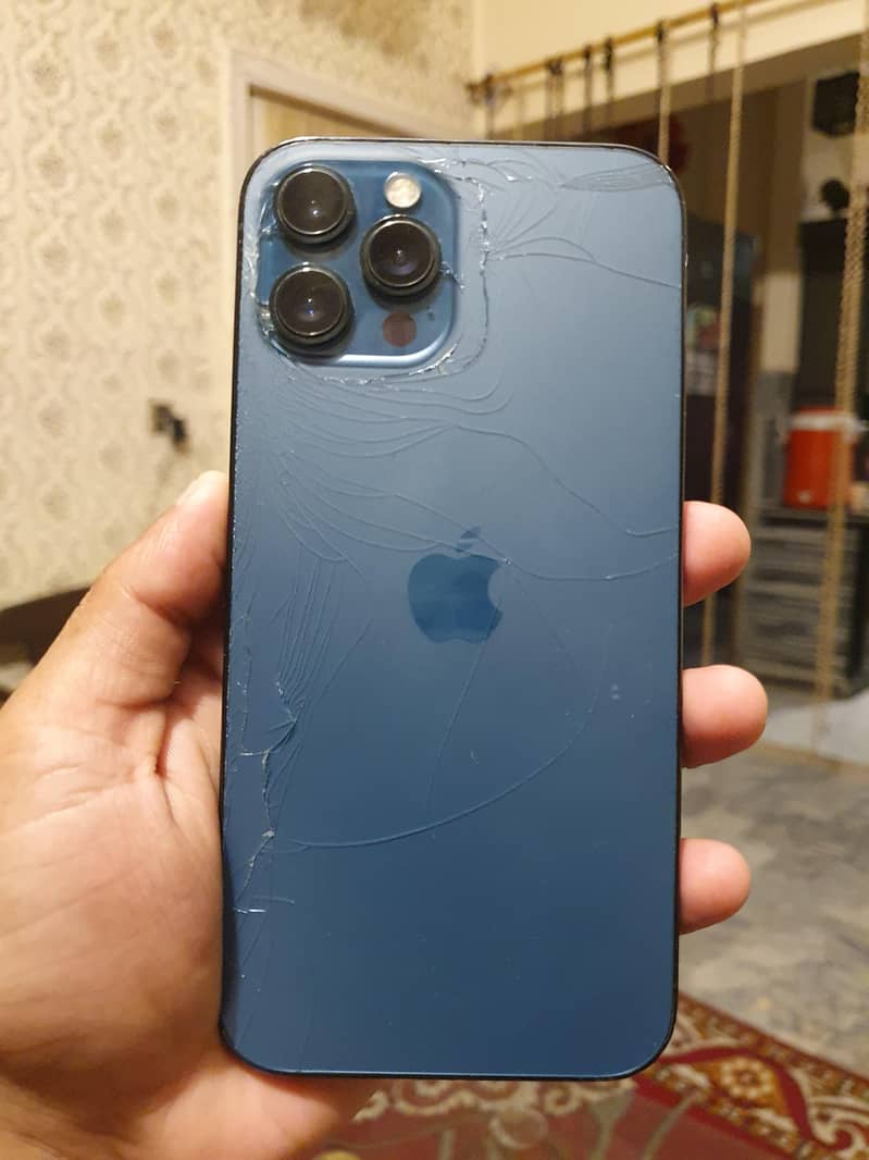 IPHONE 12 PRO MAX 4