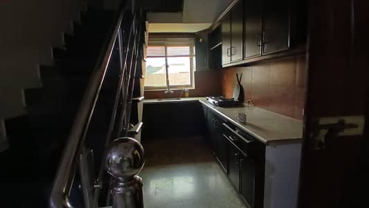 7.5 Marla Furnished Upper Portion For Rent Mps Road Only Single Male & Female Required