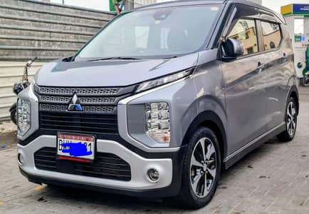 Mitsubishi Ek-x hybrid Model 2021. Register 2022 June first owner.