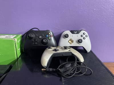 Xbox one with two controllers