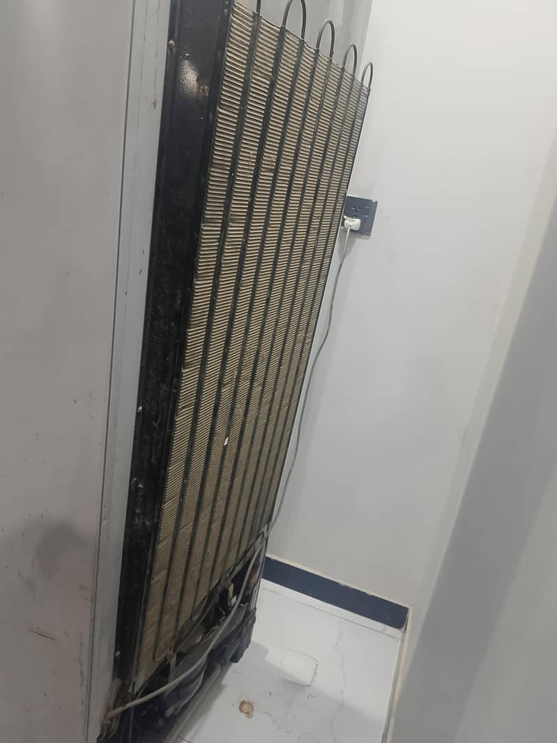 Refrigerator 3