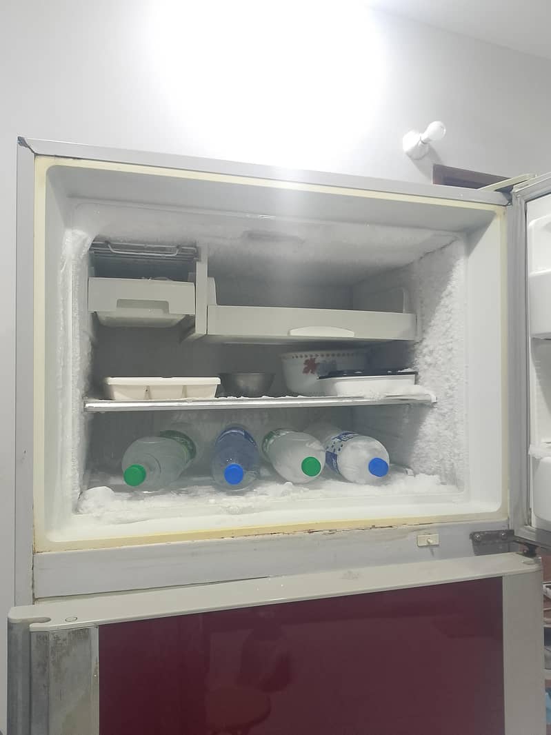 Refrigerator 4