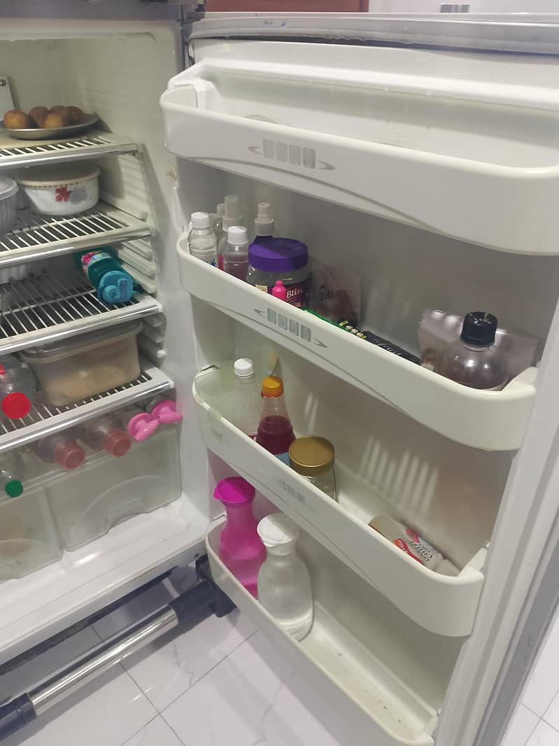Refrigerator 7