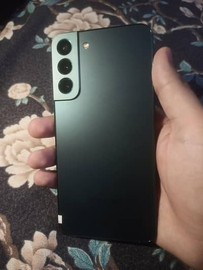 Samsung S22 PLUS