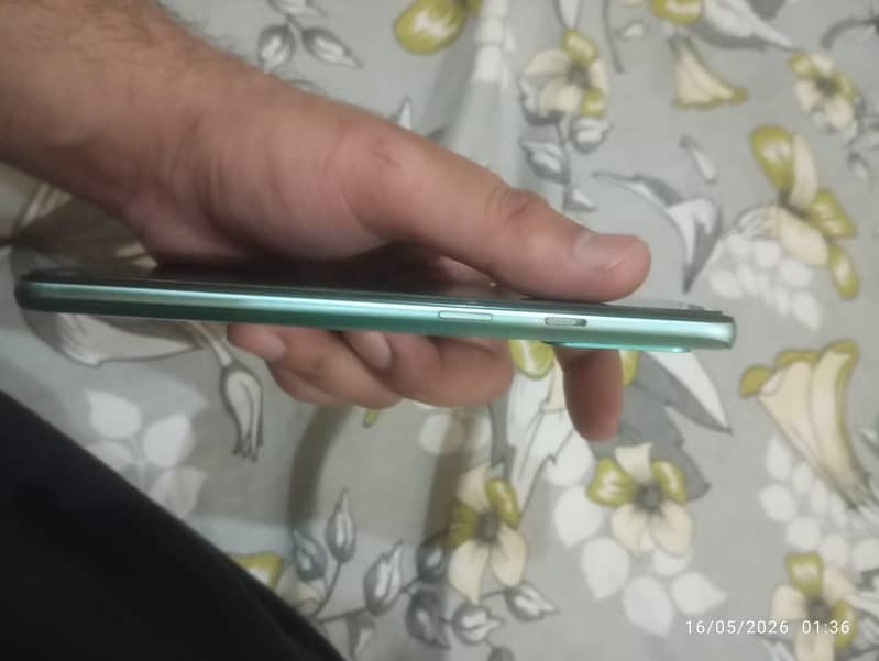 OnePlus 8T 8