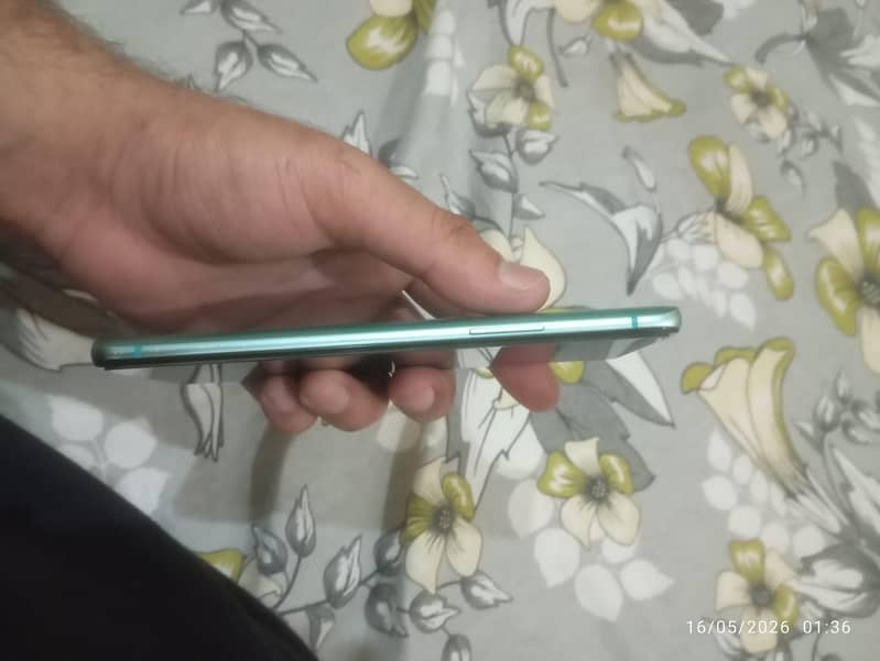OnePlus 8T 9