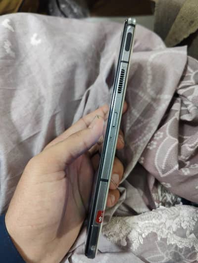 Redmagic 6 Ram 12. /128