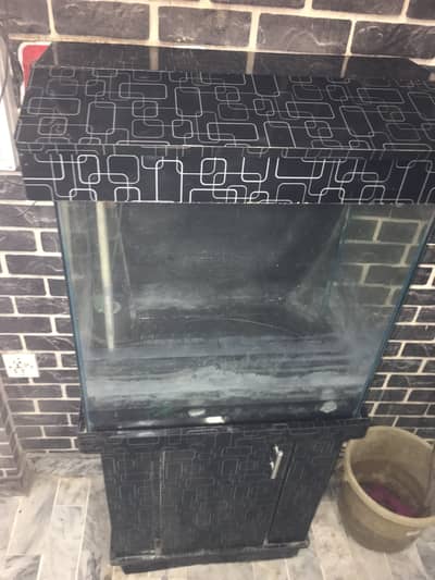 Fish aqarium for sell