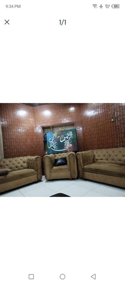 123 6 siter sofa h ghr chaing kr Rahe h is Liye sell kr Rahe h 30k
