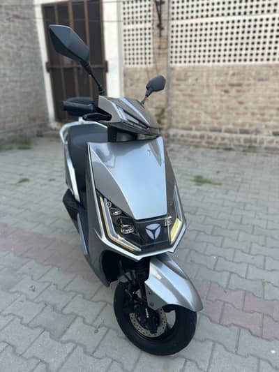 Yadea t5