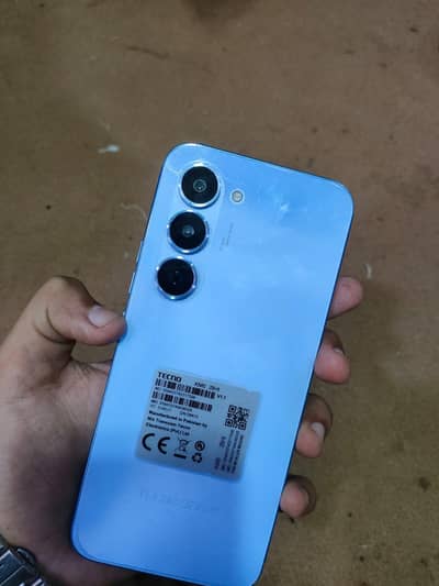 Tecno spark 40 pro