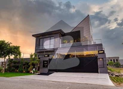 Vip 1 Kanal Brand New Luxury House Available For Sale In Bahria Town Lahore
