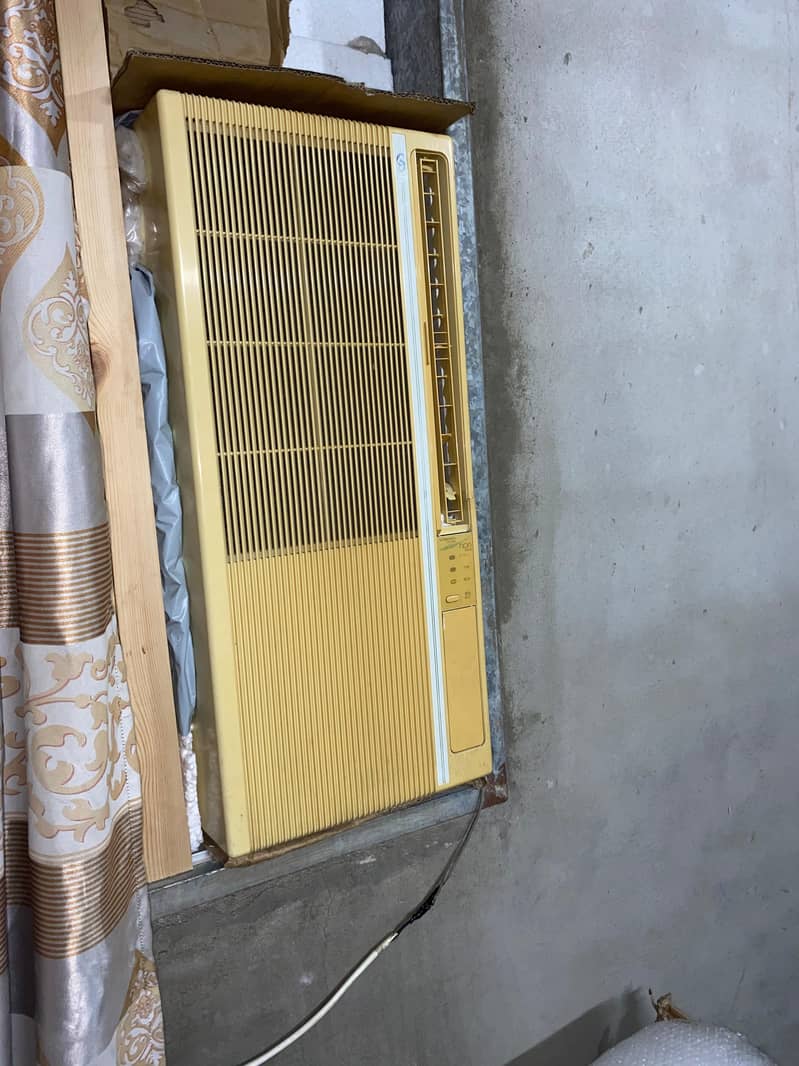 Window A/C perfect working 0