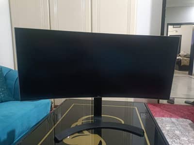 LG UltraWide Curved Monitor